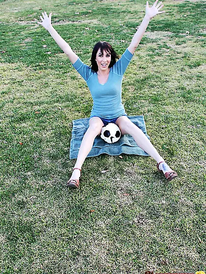 Slim soccer loving brunette Katrina Isis gets her shaved pierced