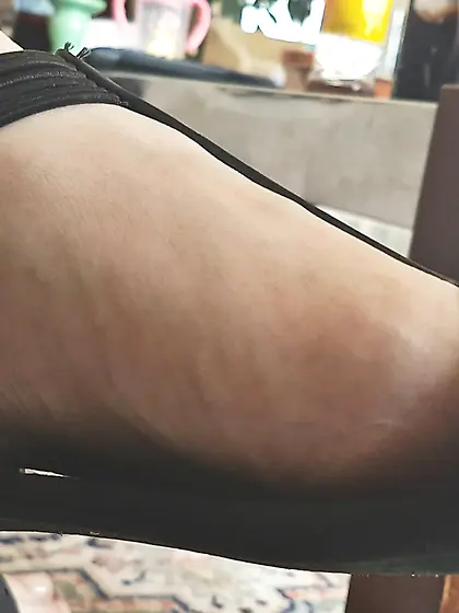 Voyeur Teen feet foot barefeet barefoot toes soles