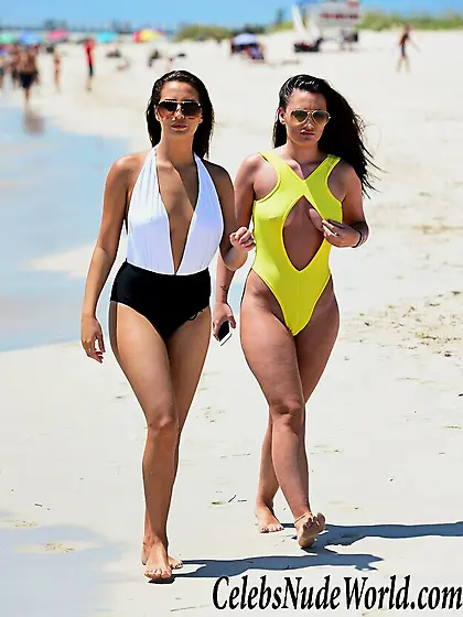 Chloe Goodman Sexy Photos