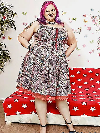 Sexy BBW Sara Star hardcore threesome sex