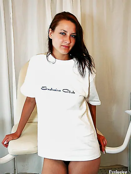 Young milf masturbation