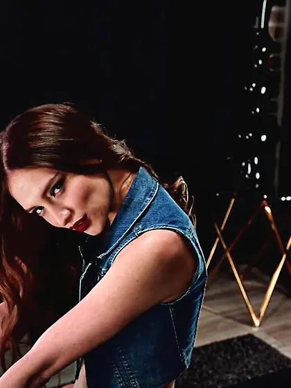 Sultry lass lingerie fuck