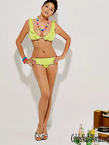 Jessica Gomes hot in bikini set5