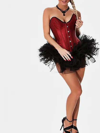 Frisky ballet dancer Vanessa Cooper is impressing with the wides