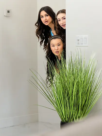 Kimmy Kimm,  Tiana Blow and Eliza Ibarra pleasuring lucky dude in