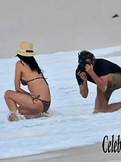 Wendi Deng Murdoch Bikini