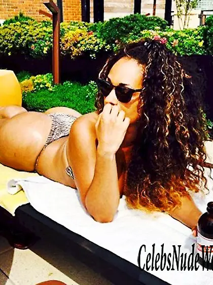 Sex pic of Melyssa Ford