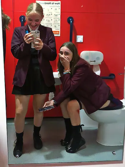 Toilet hotties