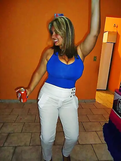 Curvy Beauties 77 Clothed Edition