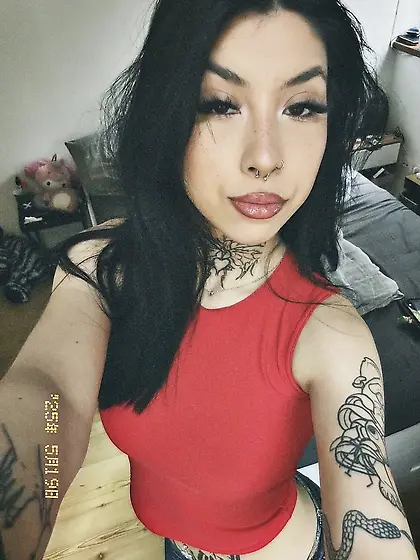 Tatted chink whore with pierced tits and plump ass