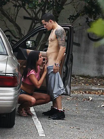 Guy is heavily penetrating the frisky teen Iwy Winters right nea