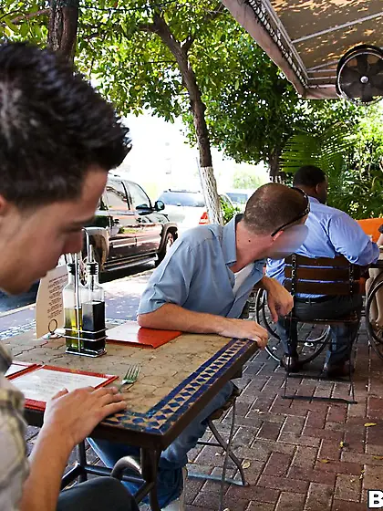 Slender blonde with tight round boobies Diamond Foxxx is excitin