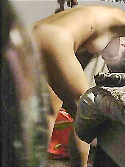 Spy pics--Window peeps of sexy gal (Set 3 of 3)