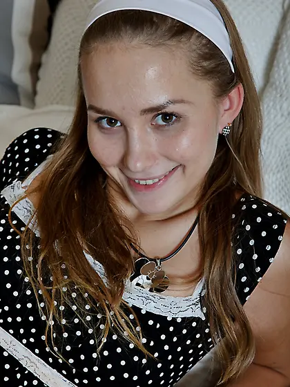 What a seductive teen