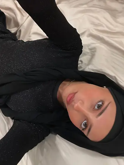 Hot arab hijabi slut