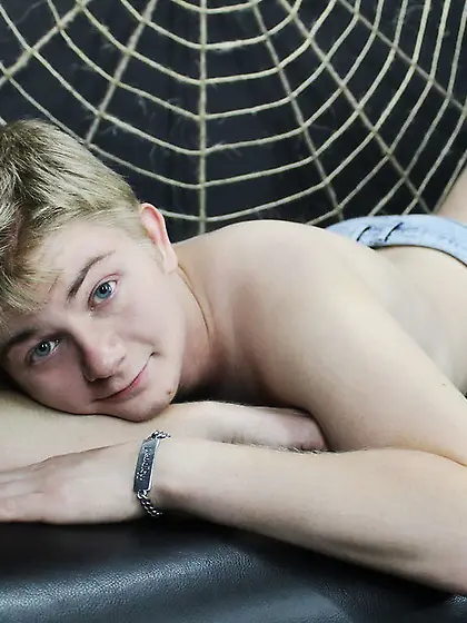 White young gay bobbyfrye