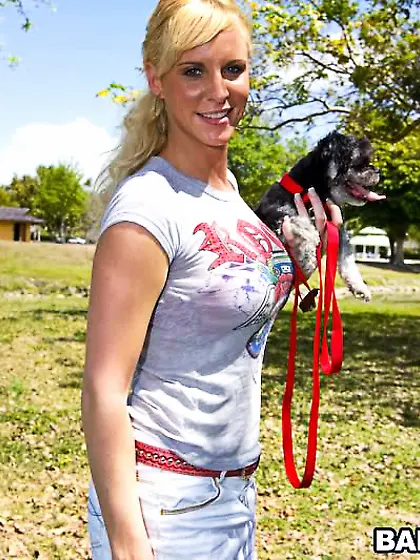 Brittanie size tits ass