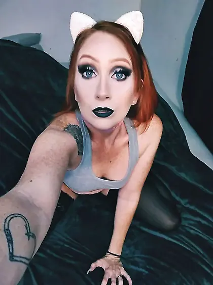 Pst...  kitty wants to play!