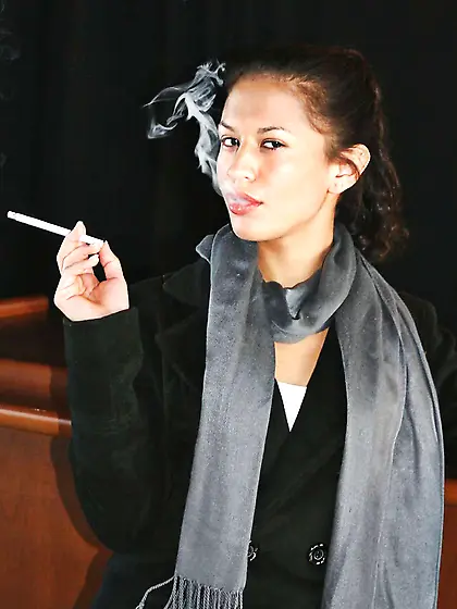 Ariana Fox - Smoking Fetish at Dragginladies