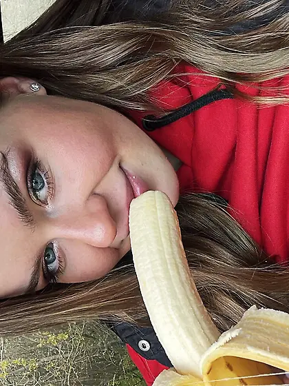 I'm risky naughty girl are you risky enough to deal with me