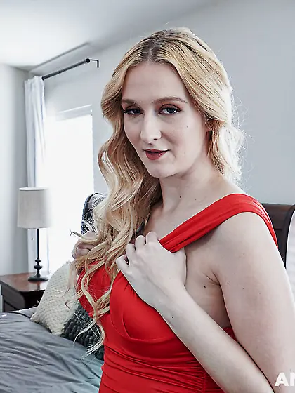 Looks every bit hot and sexy in this XXX porn picture gallery