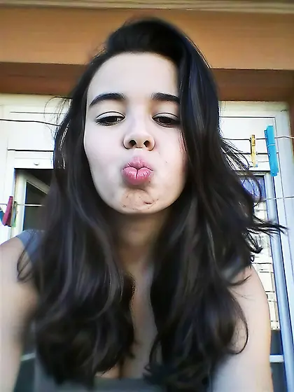 Stupid teen face for facial