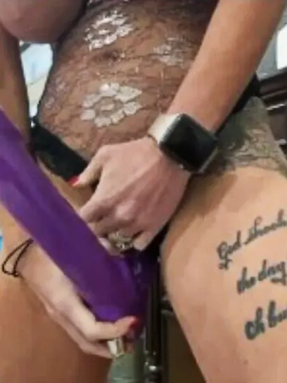 CUM PLAY WITH ME..........