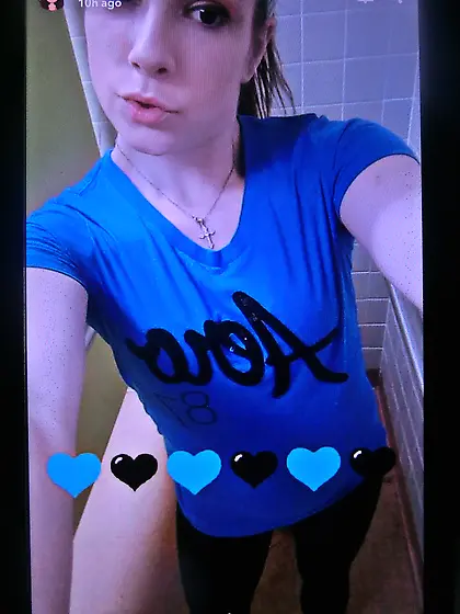 Cute Brunette Girl Selfies