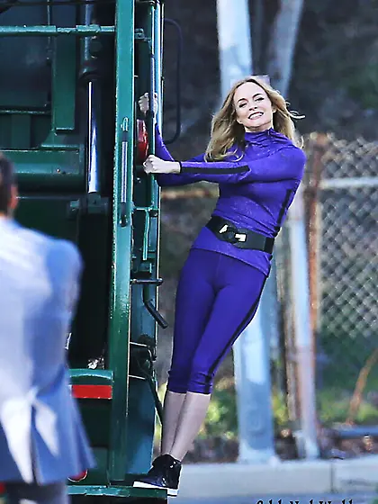 Heather Graham busty