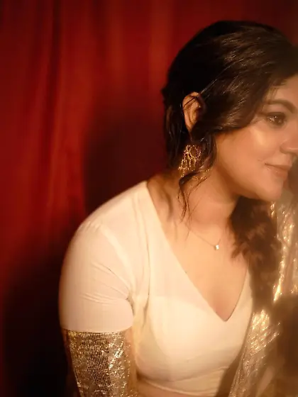 Mallu milk cow Aparna Balamurali