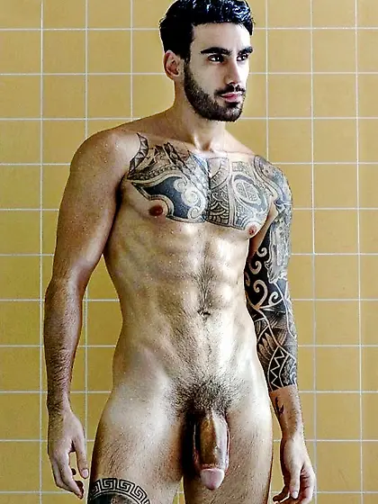 Cucks and cucholdress