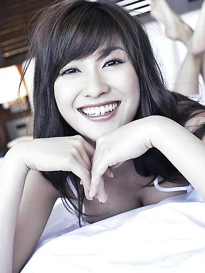 Japanese Bathing Suit Stunners-Mikie Hara (five)