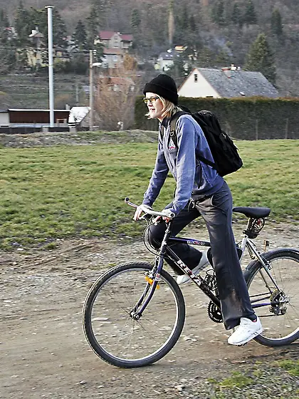 Blonde teenager glasses begs