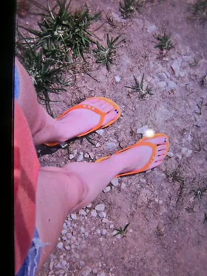 Cute Brunette Girl Selfies