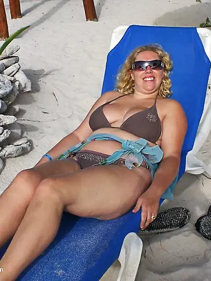 BBW Solo Barby from United Kingdom