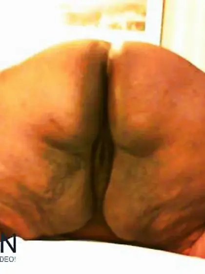 Bashful Ebony Backside PLUMPER At The Boat Saturdaynight