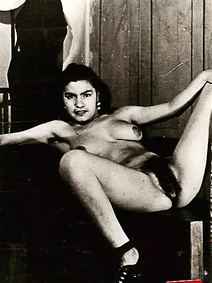 Vintage chicks hairy pussies