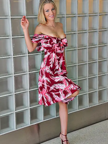 Sultry gadget Staci Carr again and again packs her beaver with t