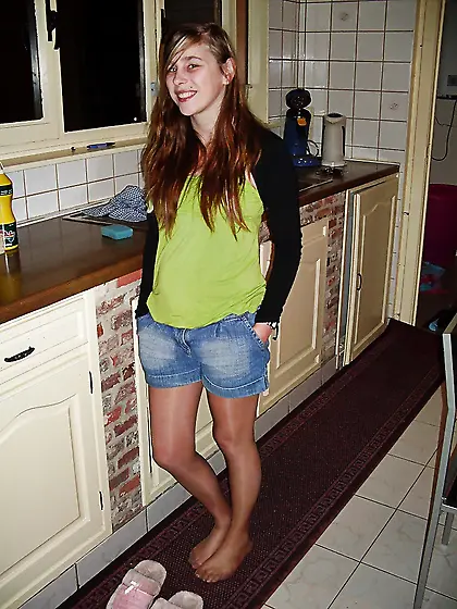 Pantyhose Foot Goddess 9