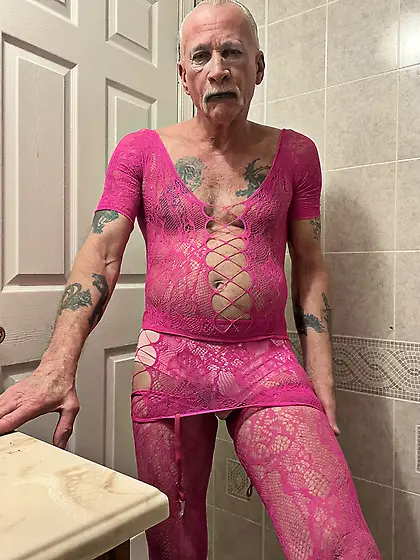 Sissy cross dressing