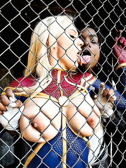 Sloppy interracial lesbian outdoor